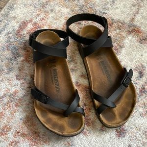 Birkenstock yara sandals